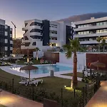 Appartamento Higueron West Collection - The Poolside Garden By Hwpc *