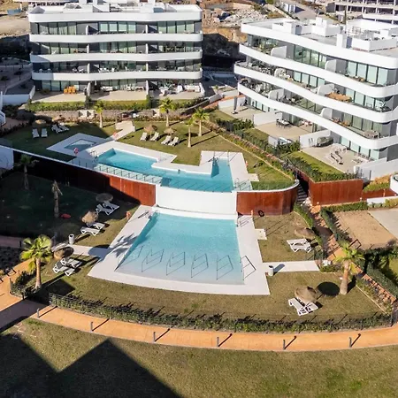 The Poolside Garden, Terrace With Garden And Pool Views, Higueron West, * フエンヒロラ