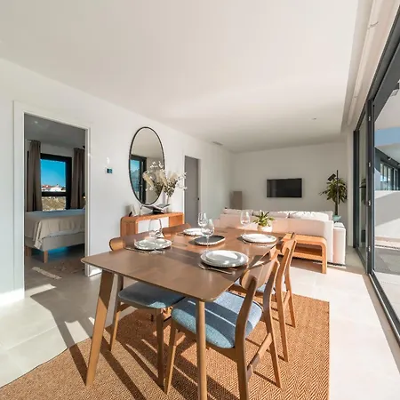 Higueron West Collection - The Poolside Garden By Hwpc Appartement *