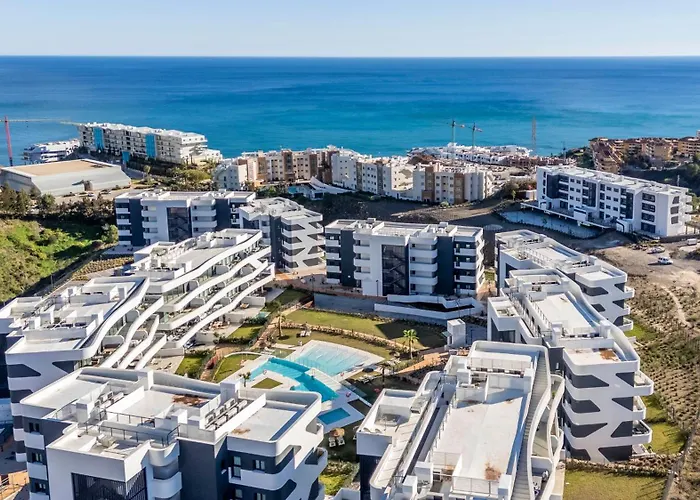 Higueron West Collection - The Poolside Garden By Hwpc アパート *