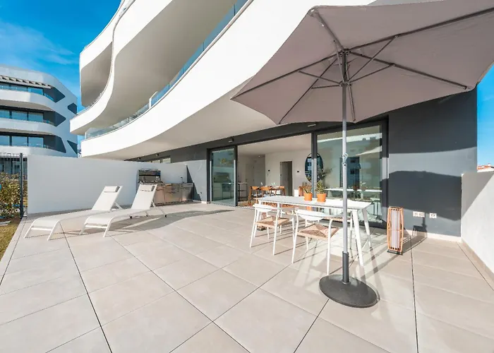 Higueron West Collection - The Poolside Garden By Hwpc Daire